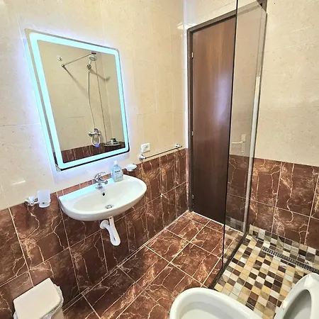 Apartament Cozy 1 Bedroom Near Parks, Cafes&restaurants Tirana